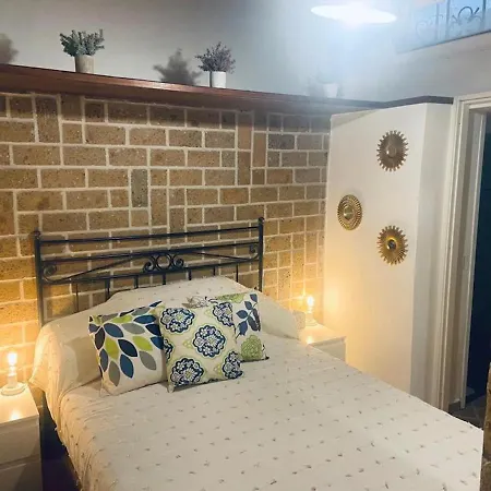 Апартаменты Cricket's House *